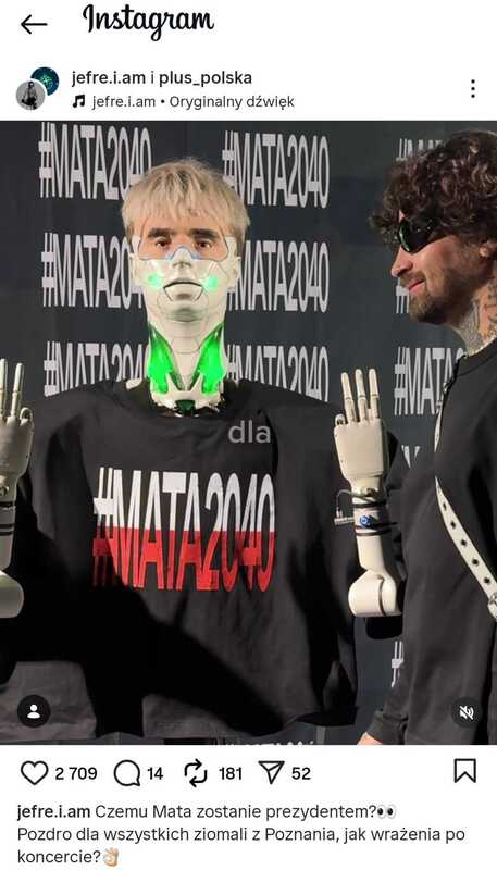 Screen z instagrama, na którym jefre.i.am stoi obok robota Maty