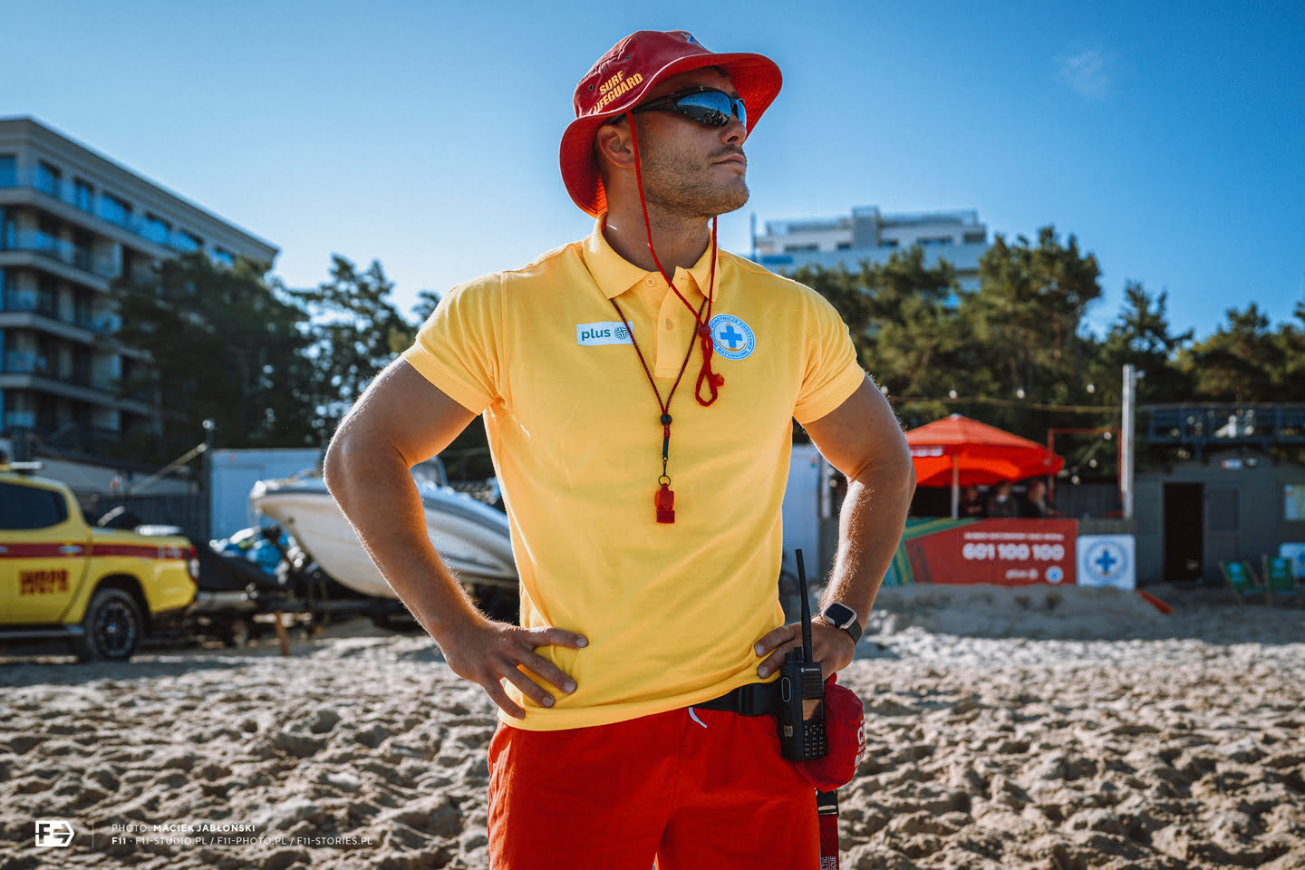 Kadr z programu "Na dyżurze. Wodni ratownicy" powstałego we współpracy Plus i National Geographic