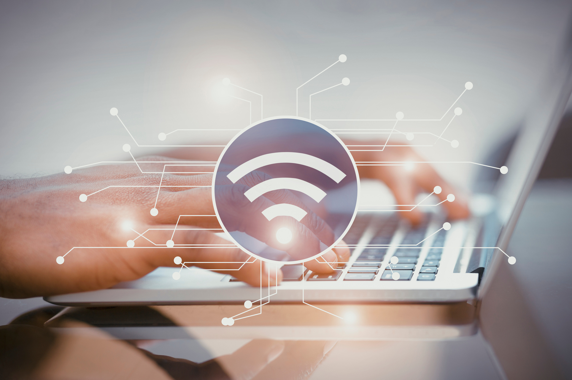 Ikonka WiFi na tle komputera