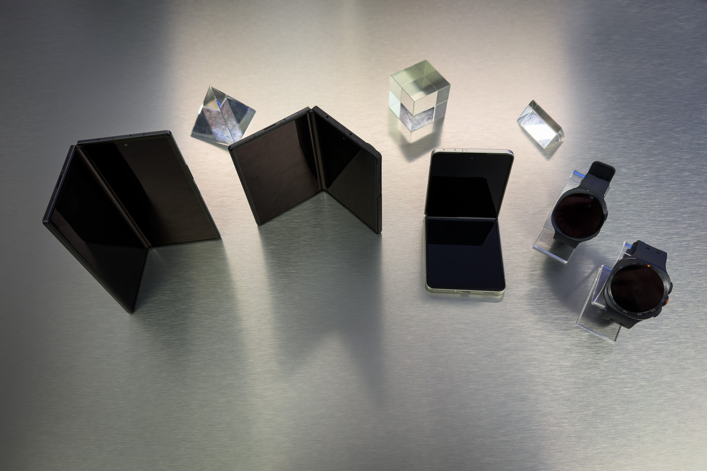 Premierowe urządzenia Samsung - smartfony: Galaxy Z Fold8, Z Fold8 Ultra i Z Flip8 oraz smartwatche Galaxy Watch9 i Watch Ultra2.